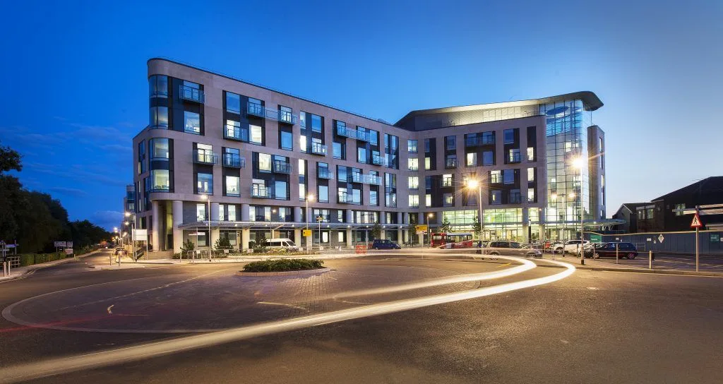 Elgar House, Southmead Hospital: new external lift — Southmead Hospital, Bristol